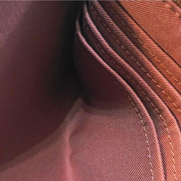 Coach Double Zipper Pocket Wristlet In Musted Red/Rust. EUC - Picture 11 of 16